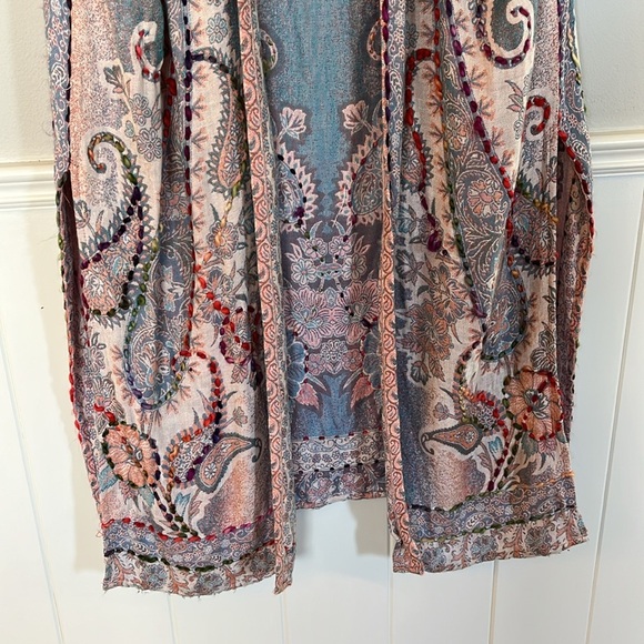 Raj Floral Embroidered Long Kimono OS - Picture 4 of 7